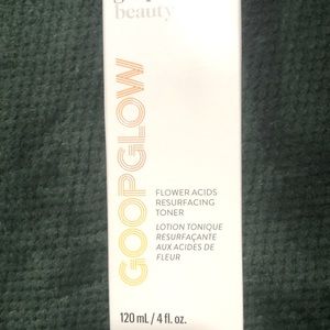 GOOPGLOW Flower Acids Resurfacing Toner